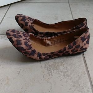 Mossimo leopard print flats